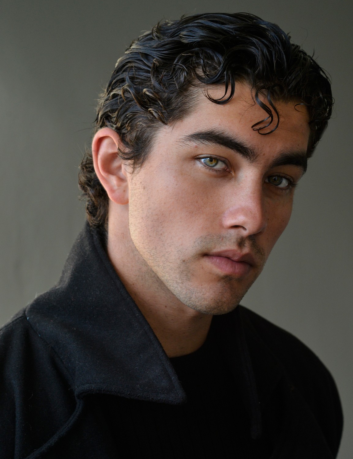 MODEL MALE - K